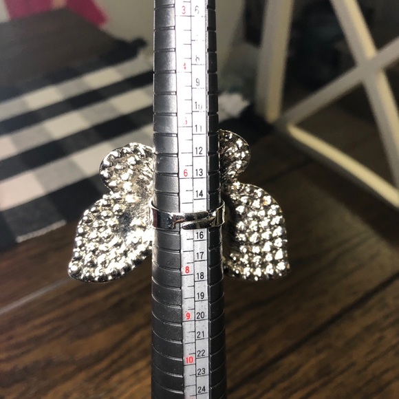 Large Swarovski Crystal Butterfly Ring 6+ - Picture 7 of 7